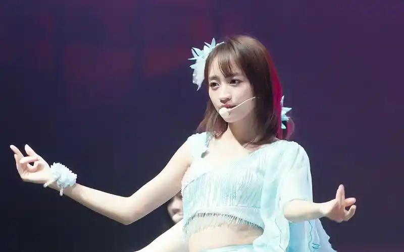 【黄婷婷】160730 snh48 总选演唱会 《梦想岛》 双机位 饭拍_哔哩