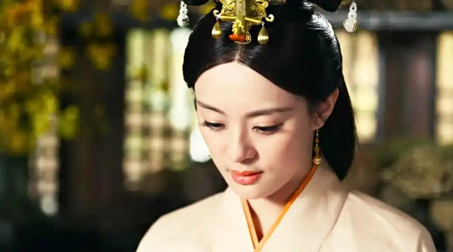 孙俪《芈月传》【芈月】中国历史上,太后这个称谓始见于她,太后专权亦