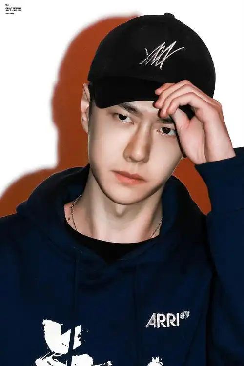 王一博无名广州路演状态