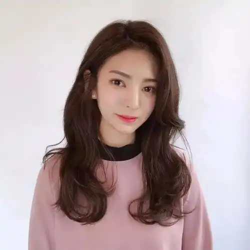 胖脸适合什么发型,圆脸胖脸适合什么发型(大脸妹子必选的三款发型)