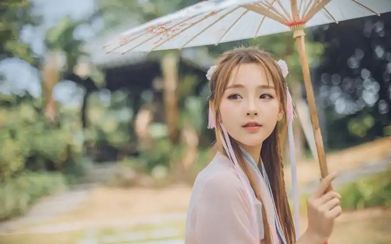 娇嫩养眼高颜值古风美女汉服写真桌面壁纸