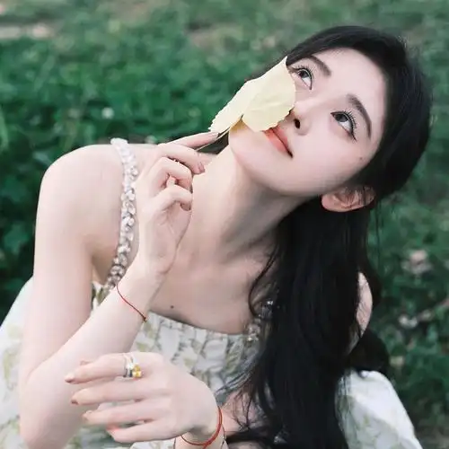 头像  #头像分享  #女生头像  #微信头像  #鞠婧祎