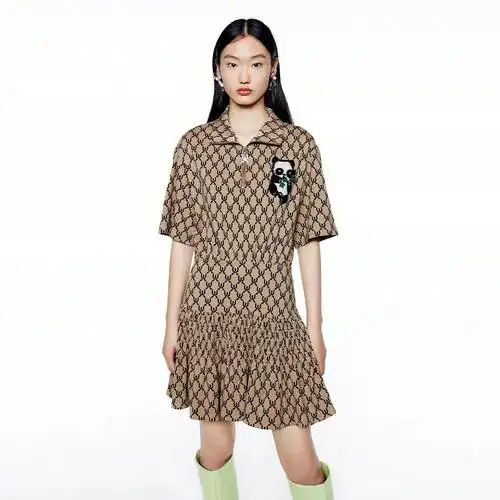 uooyaa乌丫复古熊猫老花polo连衣裙