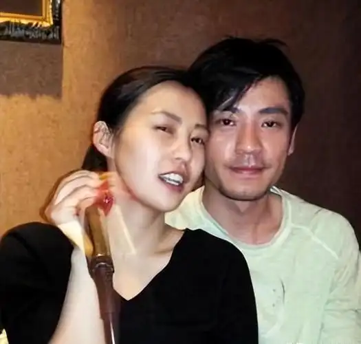 他娶过郝蕾爱过王珞丹负了殷桃没想到和小12岁的她修成正果