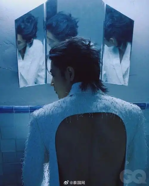 肖战登泰国gq杂志4月封面!上泰国热搜!|肖战_新浪新闻