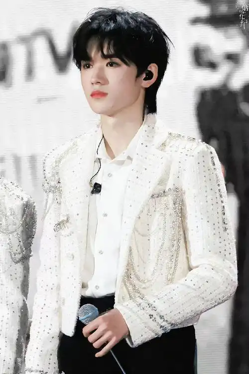 蔡徐坤##宋亚轩##宋亚轩