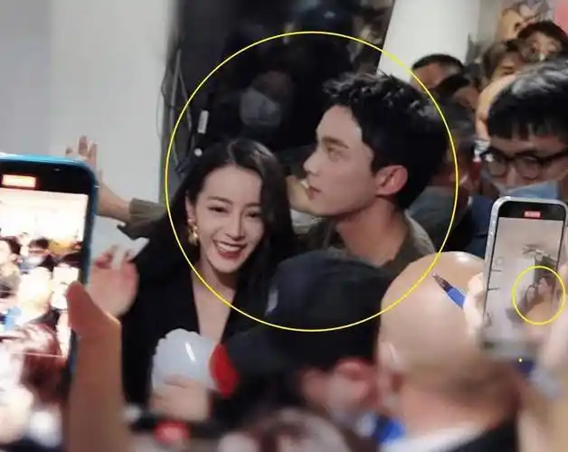 《长歌行》直播:吴磊壁咚迪丽热巴像准男友,甜蜜对视夫妻相十足_画面