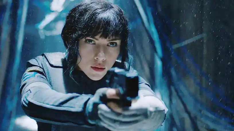 攻壳机动队中国独家预告斯嘉丽全面武装迎战未来