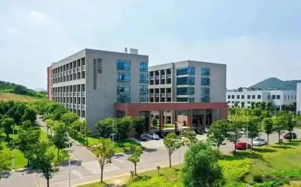 江苏大学京江学院2023年在江苏省各专业录取最低分及录取位次