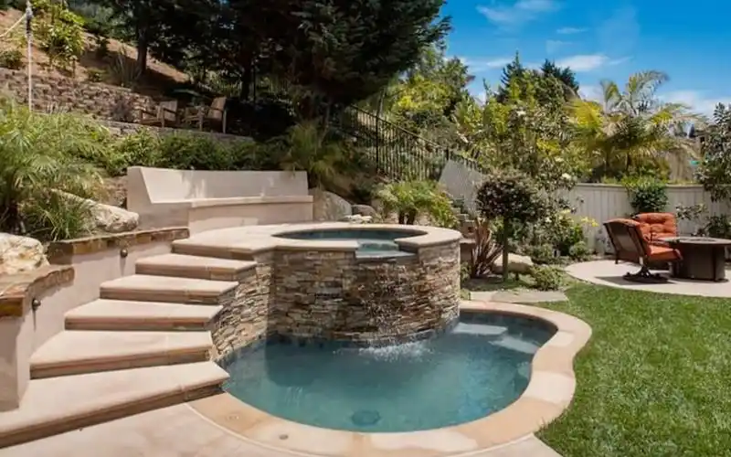 【庭院泳池】献上40个有创意的庭院小泳池small pool creative ideas