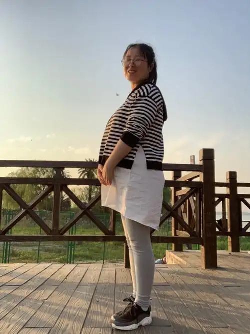 有宝妈们孕期脸上长斑的吗?素颜时