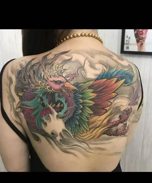 凤凰纹身纹身图片_背部新传统new school纹身图案