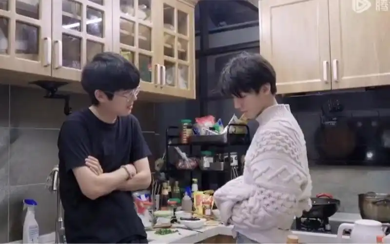 【昊凯】刘昊然x王俊凯 "刘昊然 你这只猪"