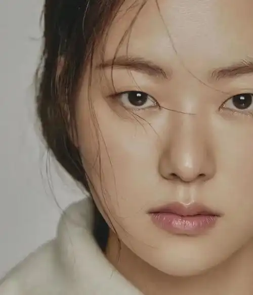 好久不见的单眼皮女神生娃了状态依然这么好