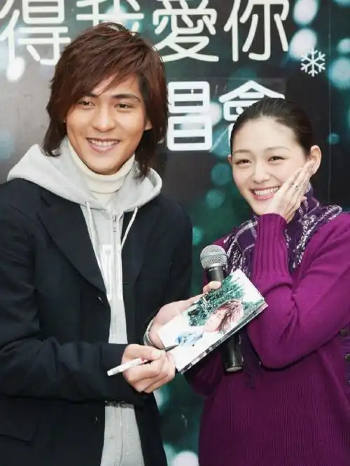 老照片大s周渝民杉菜与花泽类