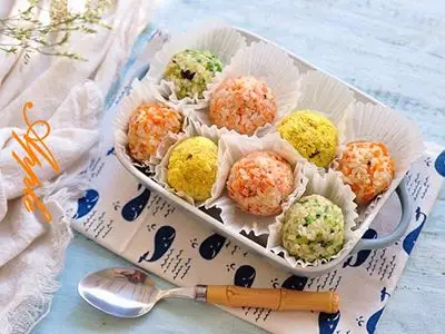孕妇蔬菜饭团寿司卷早餐的做法