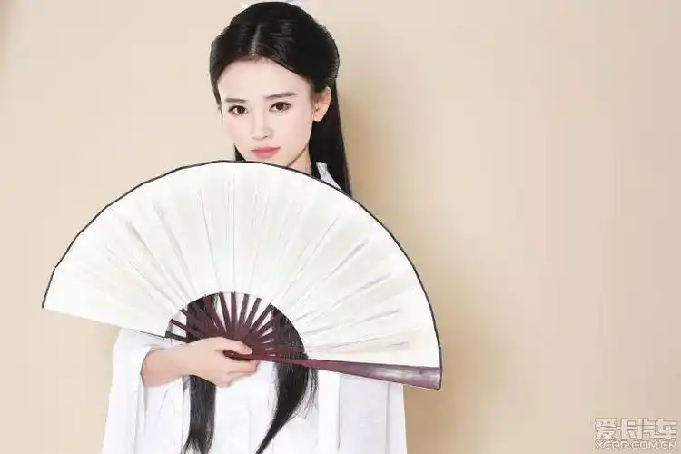 鞠婧祎小龙女靓照(3/13)