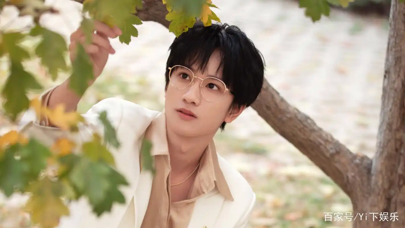 敖子逸被导演"嫌弃"太帅气,敖子逸:没想到竟是被美貌拖后腿
