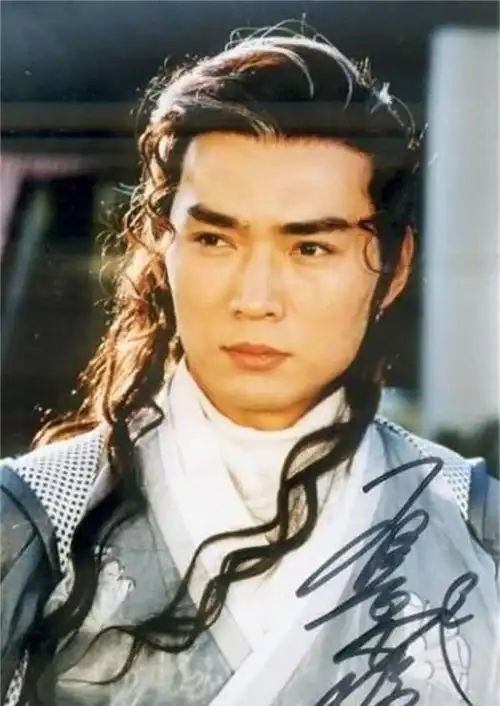 51岁焦恩俊近照二郎神老成了这样感叹熬夜伤身