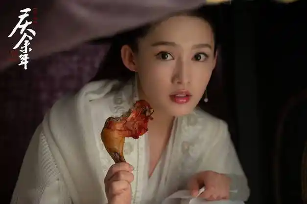 想红的野心写在脸上,又立"淡如菊"的人设,32岁的李沁醒醒吧|陈晓|林申