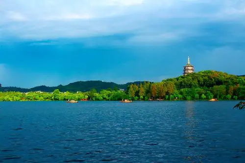 大地:致敬三十岁环中国旅行之杭州西湖