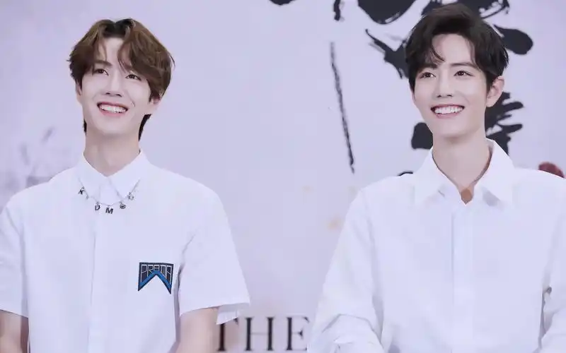 【博君一肖】陈情令:肖战王一博看《陈情令》,看到这个画面两人都对视