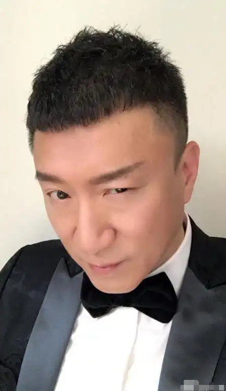 罗志祥我眼大孙红雷我眼小两人同款寸头后网友沉默许久