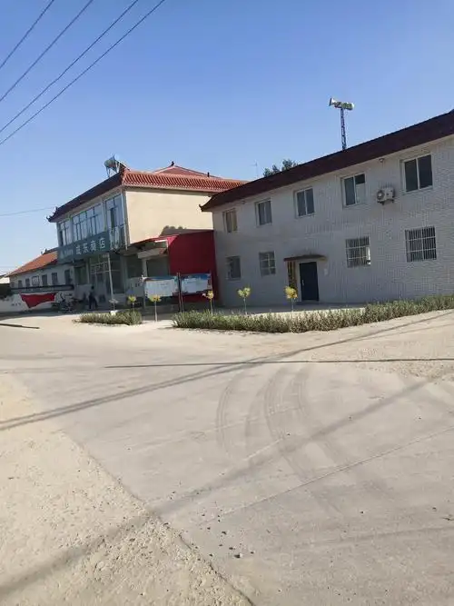 玉田县石臼窝镇孙安庵子村每逢周五下午是评剧爱好者的娱乐节日这一天