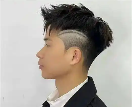 男生剪着这款发型,才是真的免打理_寸头_头型_短发
