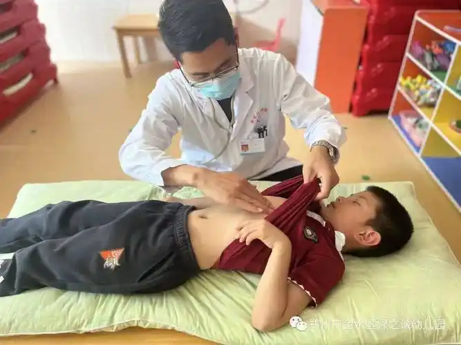 健康体检 快乐成长---绿之诚幼儿园"六一"体检篇_检查_孩子_进行了