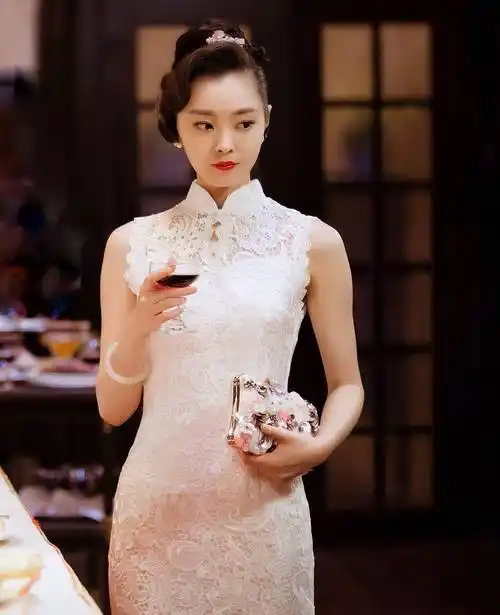 穿旗袍的"十大"女星,温柔妩媚时尚养眼集一身!_宋轶_女性_身材