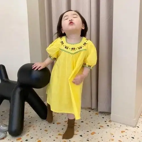 黄夏温新头像今天的心情是黄色的