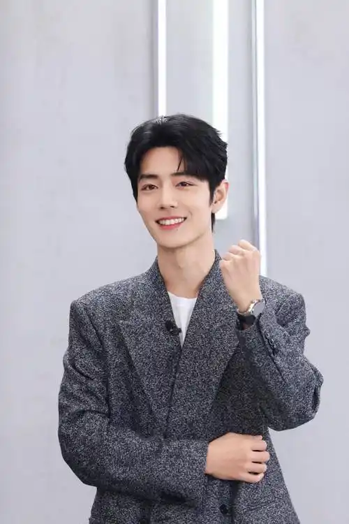 原创肖战笑出小括号又帅又甜引万千粉丝追捧