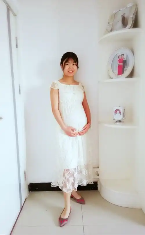 决定不去影楼拍孕妇照了,平时就照些生活照做纪念吧