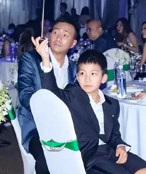 明星带娃类综艺有男(爸哪8位萌娃境况) - 好技术常识经验网