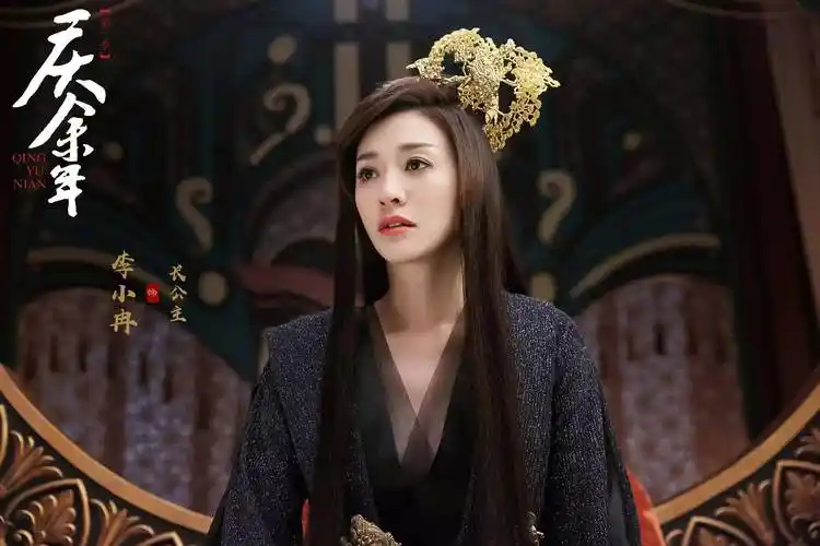 李小冉一出手,又炸出一部年度爆剧_观众_文化_剧中