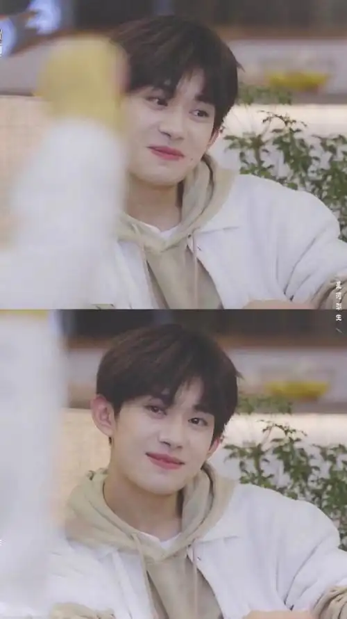 易烊千玺壁纸,易烊千玺壁纸高清近期(快抱图~有你梨涡浅笑)