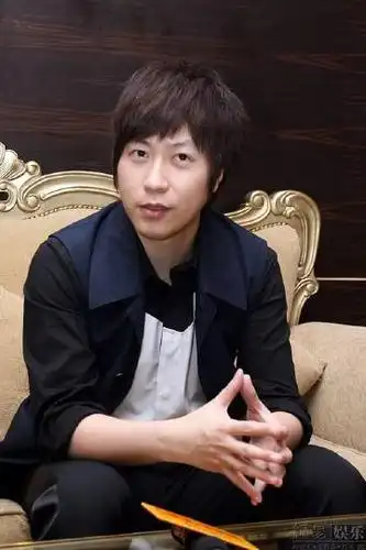 阿信[超话]#20110915 3dna广州宣传 来自夜访你家吸血鬼 - 微博