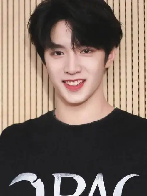 你永远可以相信刘耀文爱笑的吻文