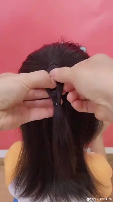 中短发也能扎的哦#儿童编发##编发##编发教程#头发就要折腾的微博视频
