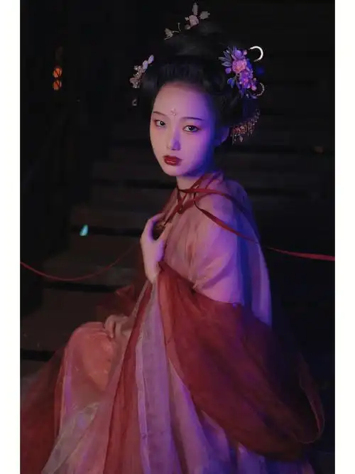 画肉画皮骨难画