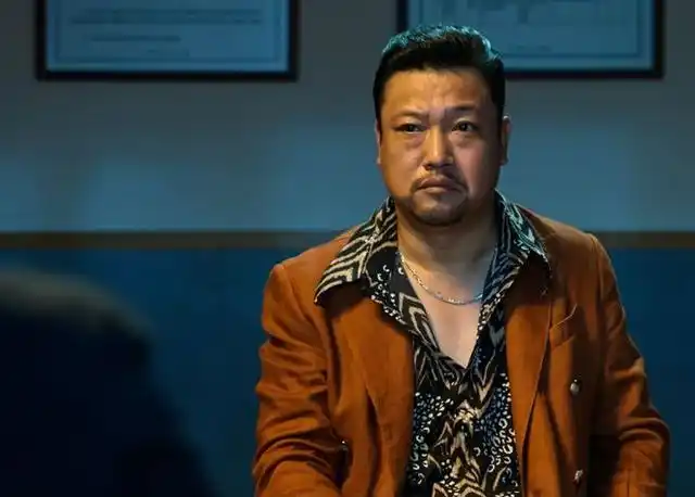 贾冰:为什么我都这么狠了,你怎么还在笑?