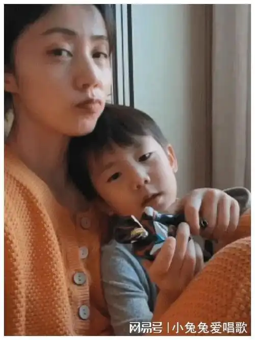 黄磊首谈儿子引热议网友纷纷吐槽重男轻女儿子保护得倒是挺好