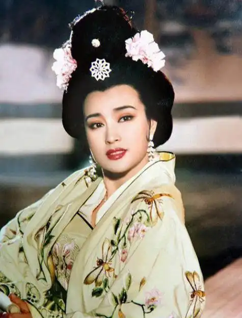 武则天电视剧照 刘晓庆_武则天电视剧照刘晓庆图片_武则天电视刘晓庆