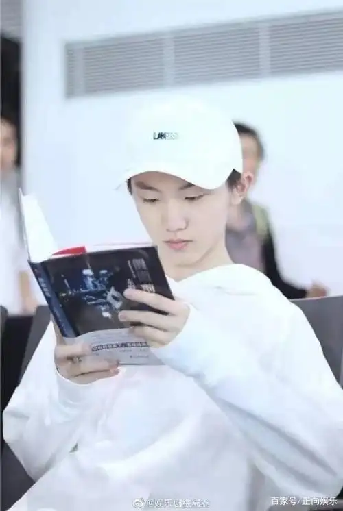 马嘉祺只是人设崩塌,翟天临得罪的可是真大佬