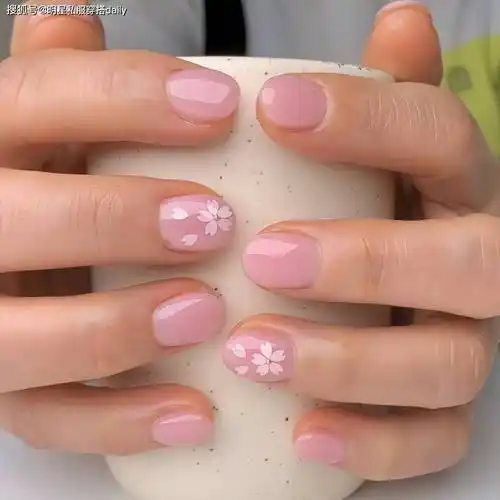 2024大热的韩式美甲款式!这款5款简约清新,粉粉嫩嫩很适合夏天