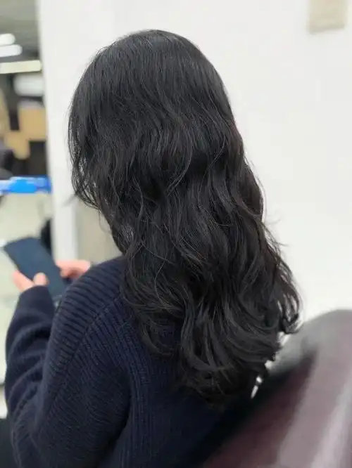 yyds西安烫发法式烫木马卷慵懒复古卷发显脸小发型水波纹烫发圆脸方