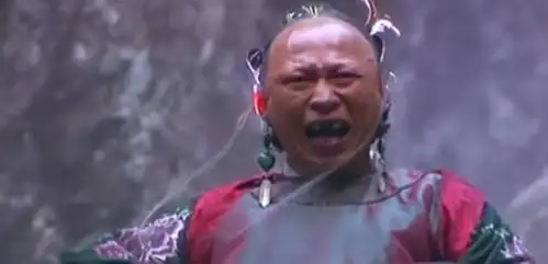 "裘千尺"李明:因长相丑陋只能演坏人,戏外娶美妻成人生赢家