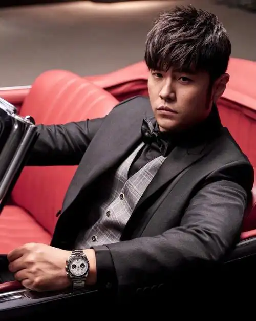 你觉得周杰伦最帅的照片是哪张? - 知乎