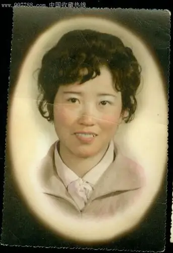 烫发彩照,其他,老照片,其他,年代不祥,黑白,尺寸不详,无齿边,单张,se